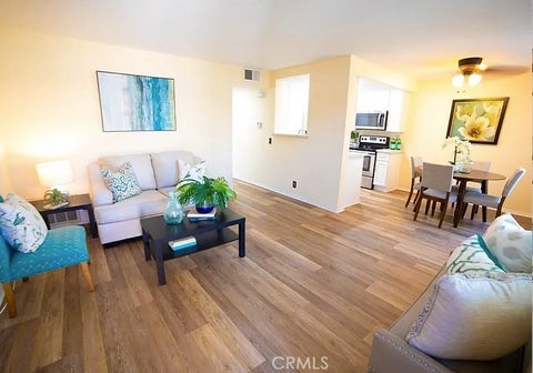 Photo of 638 Bridgeport CIR, Fullerton, CA 92833 (MLS # IV26203120)