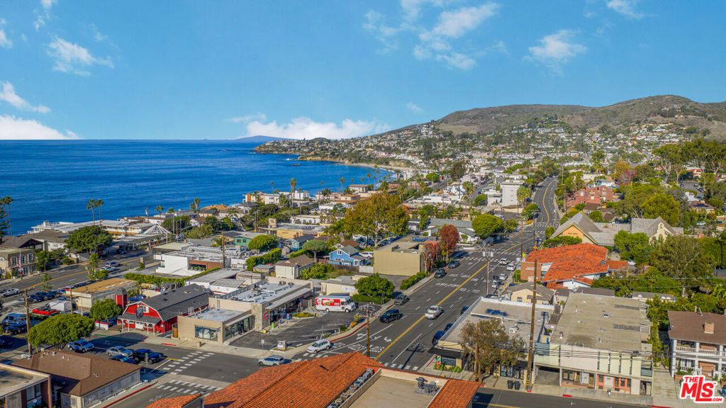 Photo of 801 Glenneyre Street, Laguna Beach, CA 92651 (MLS # 25626601)