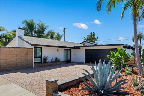 Photo of 629 S Yorba St, Orange, CA 92869 (MLS # PW26191551)