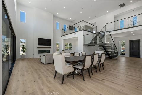 11091 Woodcrest Court Chatsworth CA 91311