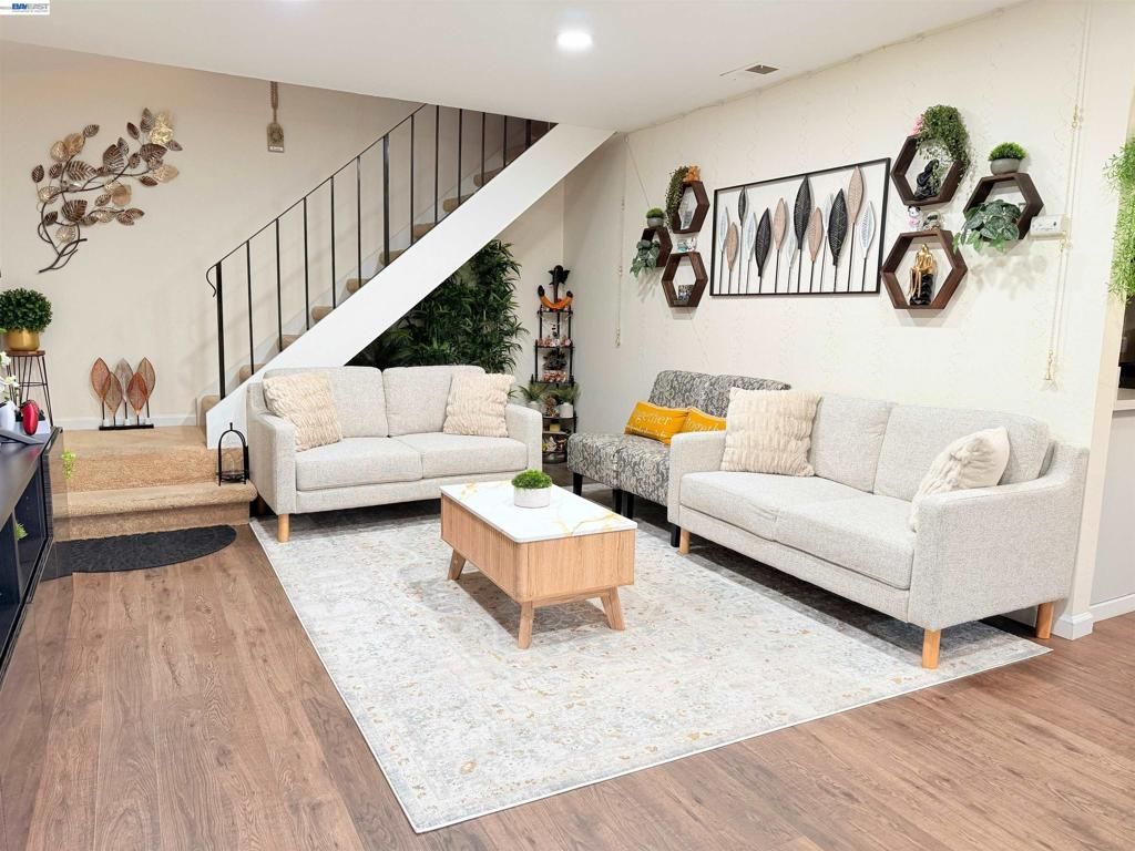 Photo of 38533 Vancouver Cmn, Fremont, CA 94536 (MLS # 41126448)