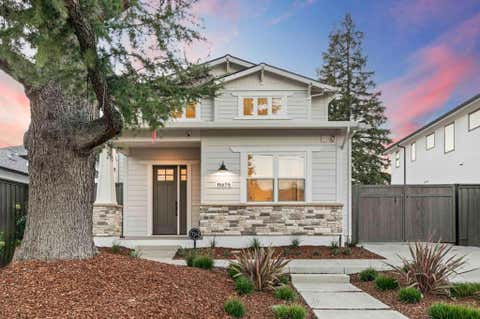 Photo of 15675 El Gato Lane, Los Gatos, CA 95032 (MLS # ML82049995)