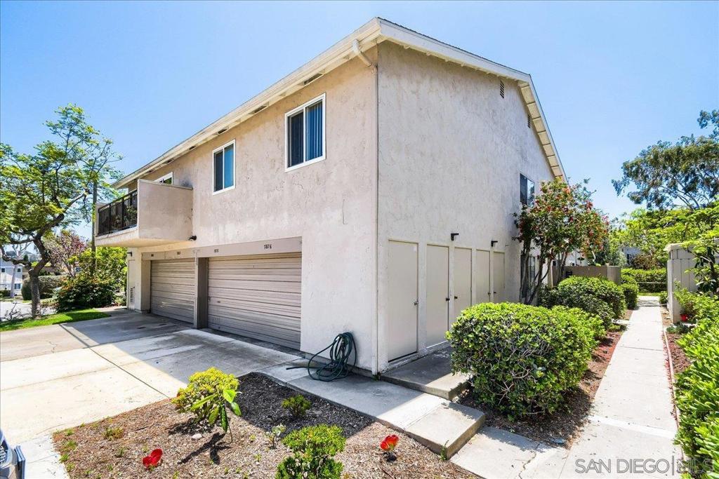 7876 Camino Huerta