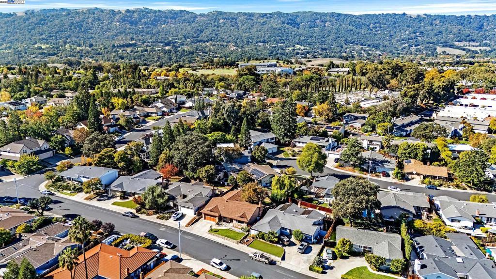 MISSION PARK - Residential