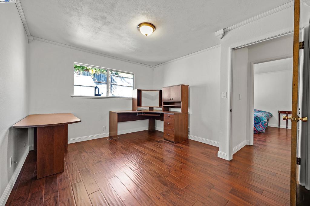 MISSION PARK - Residential