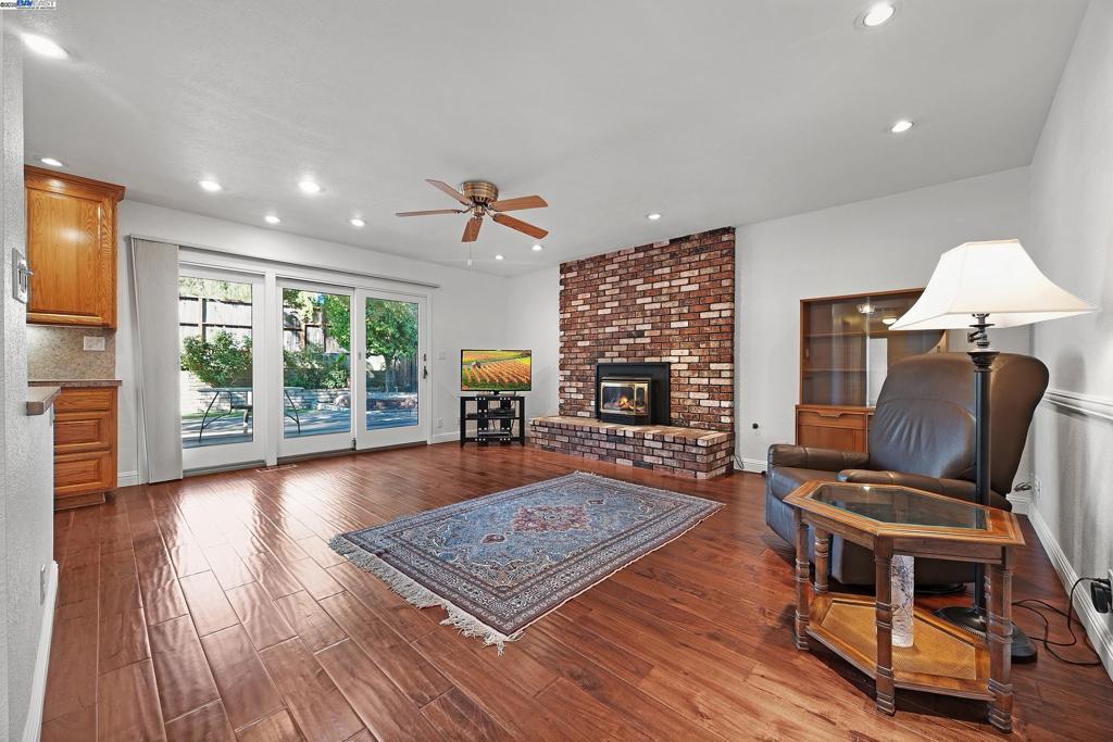 MISSION PARK - Residential