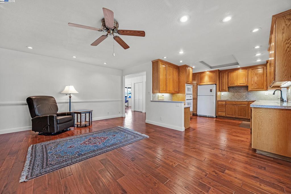 MISSION PARK - Residential