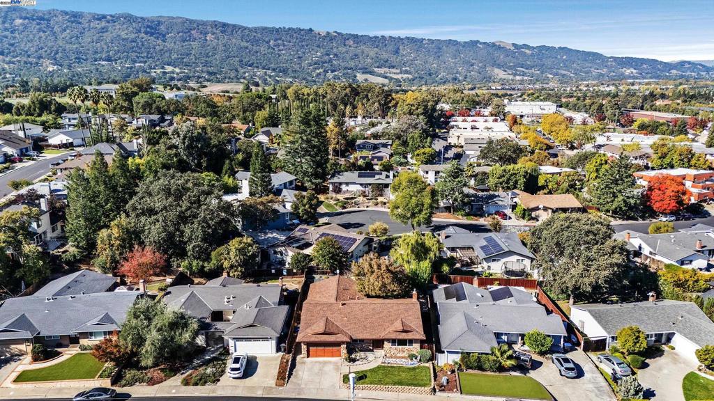 MISSION PARK - Residential