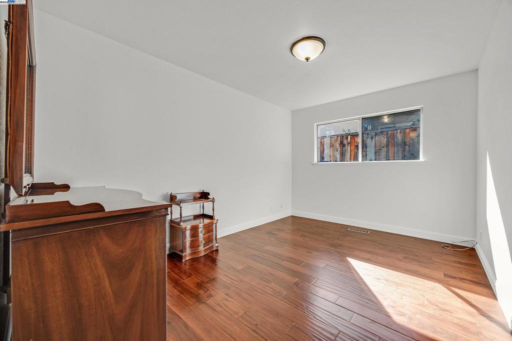 MISSION PARK - Residential