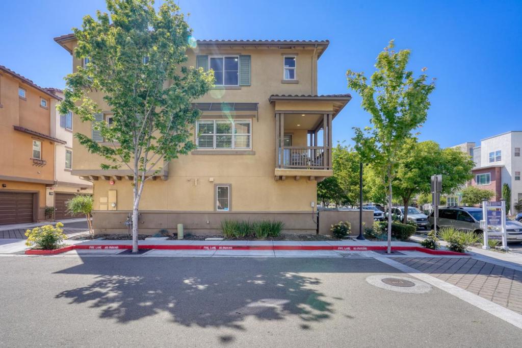 391 Santa Diana Terrace
