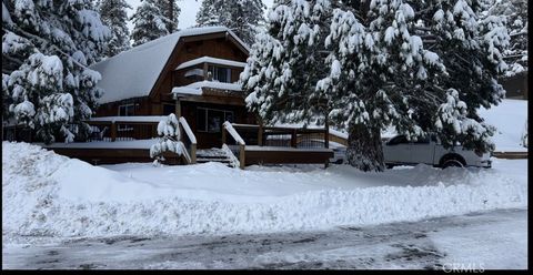 Photo of 43433 Primrose Court, Big Bear Lake, CA 92315 (MLS # GD26119283)
