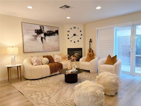 1133 S Hoover Street 314 Los Angeles CA 90006