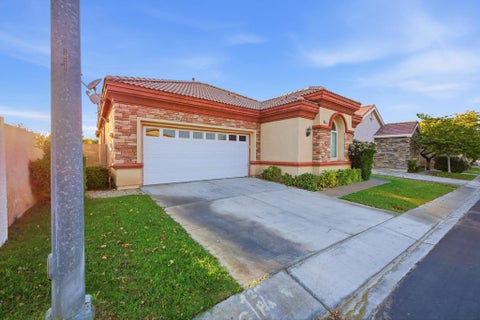 Photo of 48423 Hepburn Drive, Indio, CA 92201 (MLS # 219152682DA)