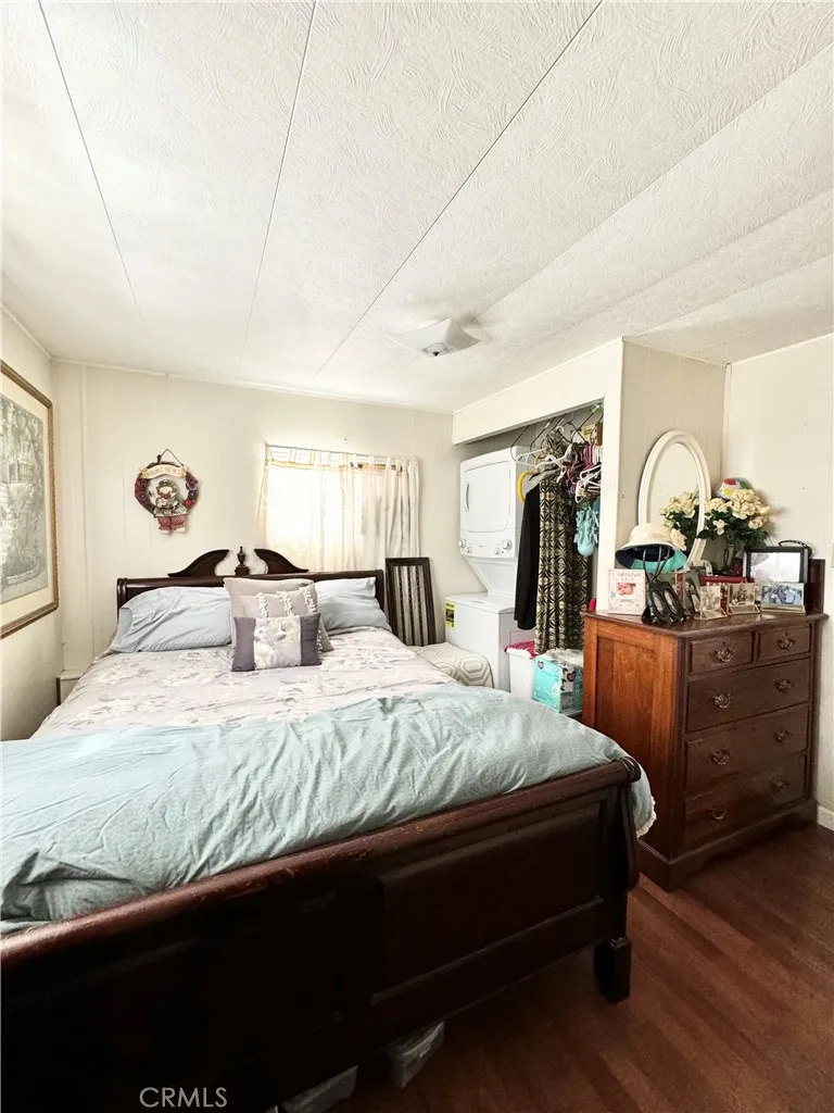 Paramount, California 90723, United States, 2 Bedrooms Bedrooms, ,1 BathroomBathrooms,Residential,Active,237537