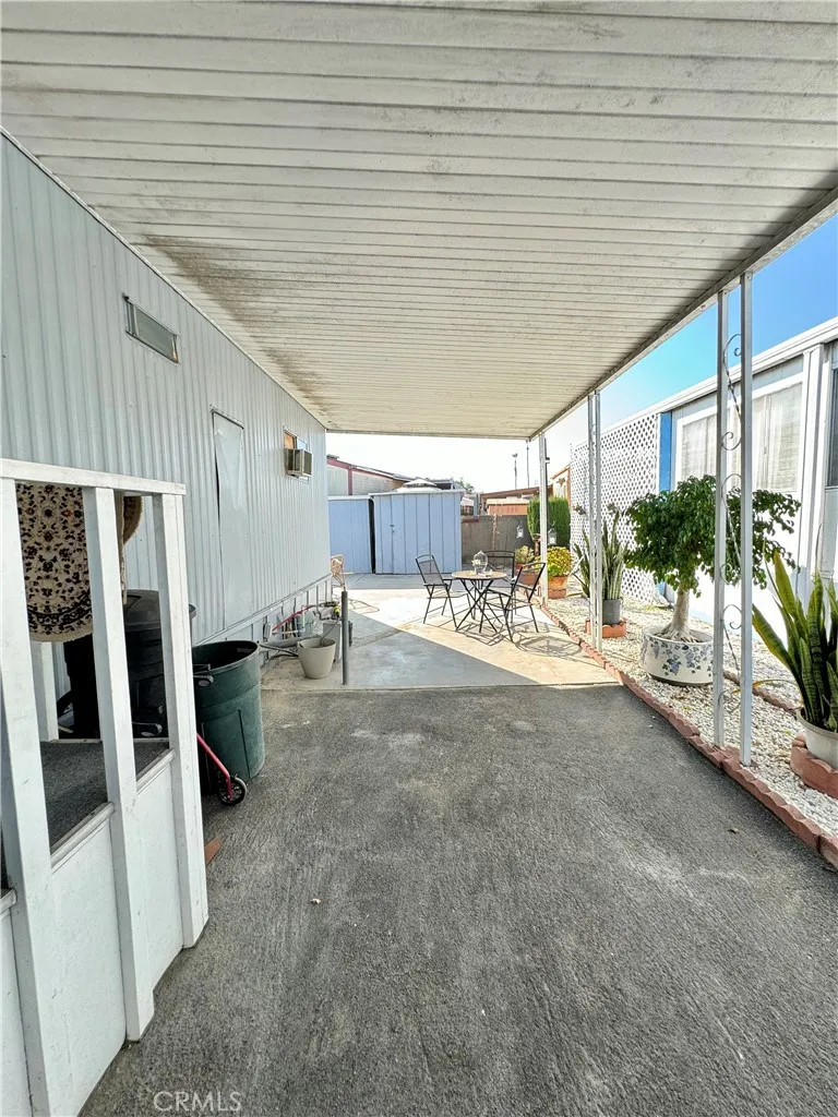 Paramount, California 90723, United States, 2 Bedrooms Bedrooms, ,1 BathroomBathrooms,Residential,Active,237537