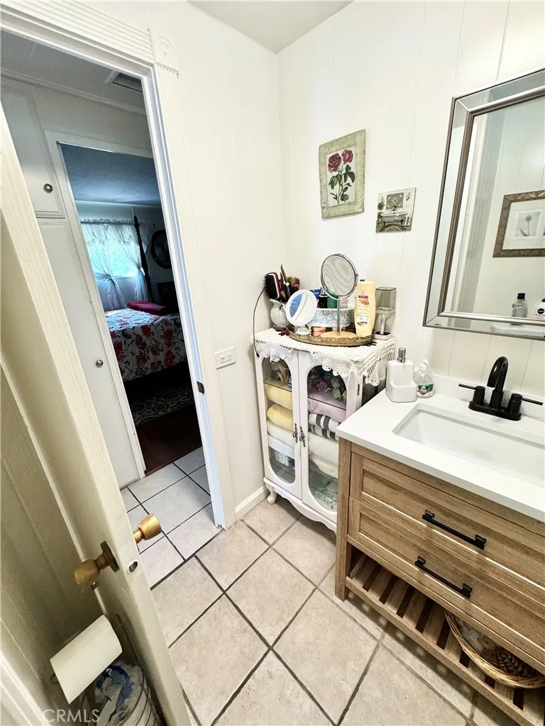 Paramount, California 90723, United States, 2 Bedrooms Bedrooms, ,1 BathroomBathrooms,Residential,Active,237537