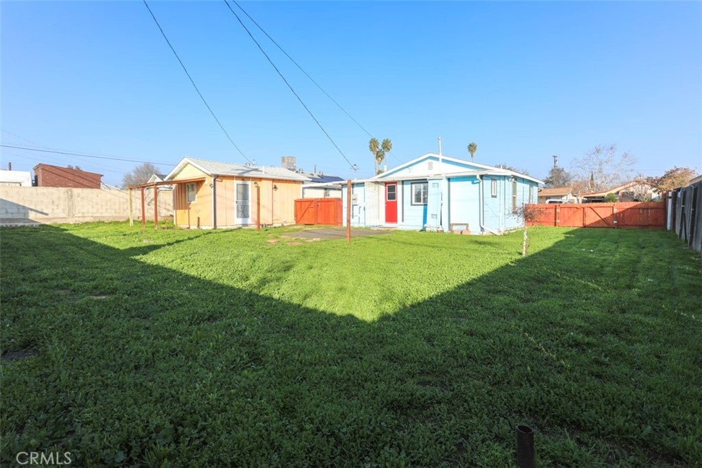 2326 Nelson