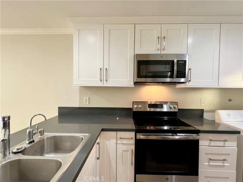 Photo of 162 Tangelo, Irvine, CA 92618 (MLS # OC26140246)