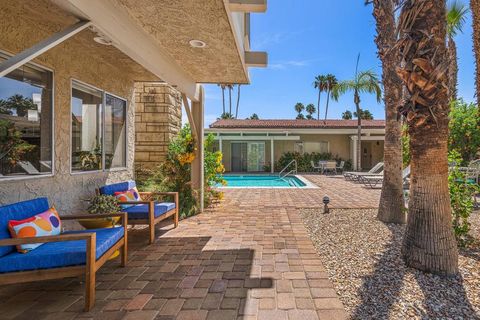 Tiny photo for 290 S San Jacinto Drive #9, Palm Springs, CA 92262 (MLS # 219143069PS)