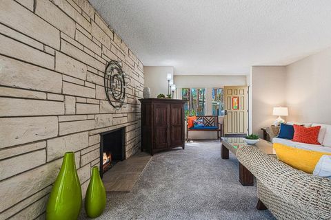 Tiny photo for 290 S San Jacinto Drive #9, Palm Springs, CA 92262 (MLS # 219143069PS)