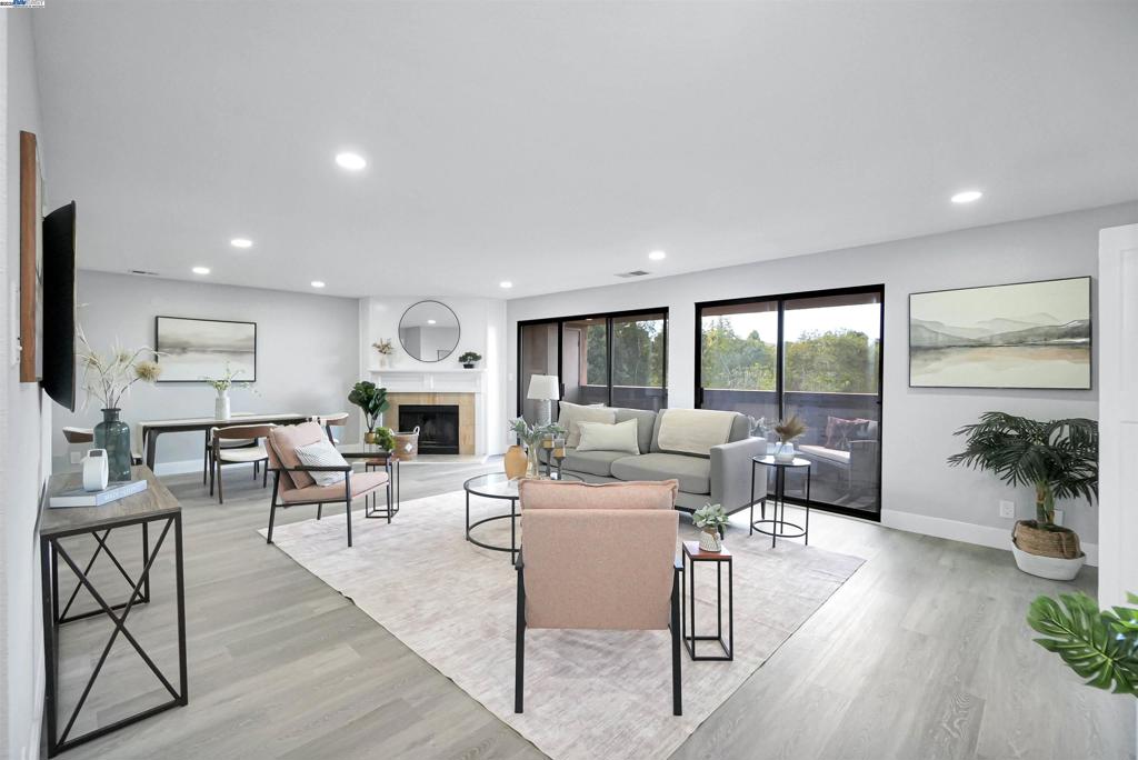 HAYWARD HILLS - Residential