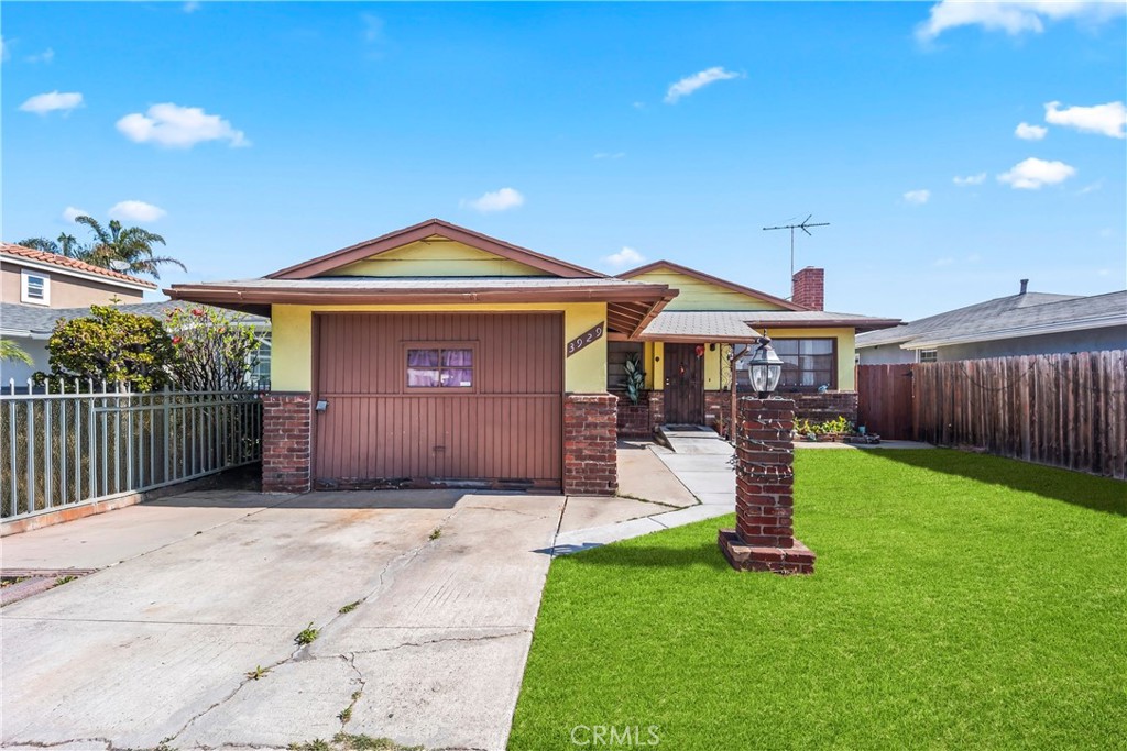3929 W 119th Place