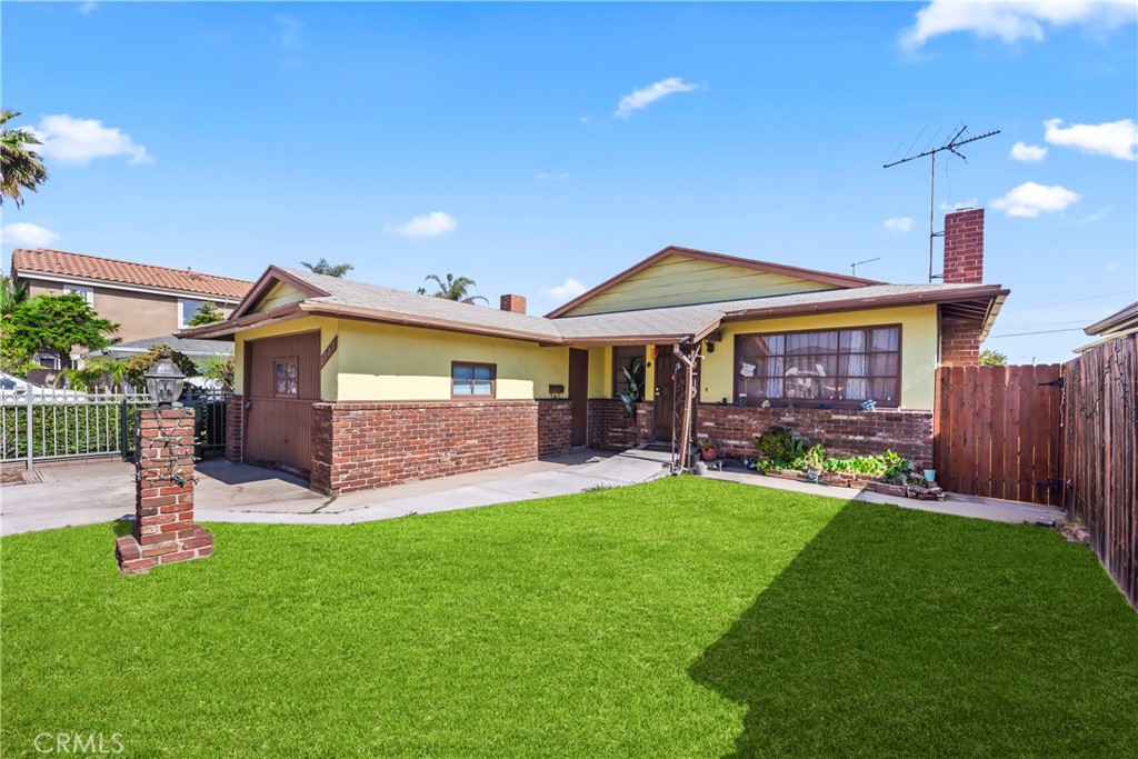 3929 W 119th Place