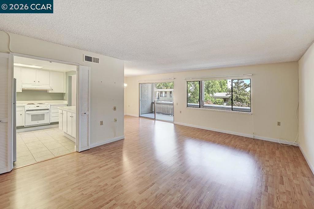 1400 Canyonwood Ct 6