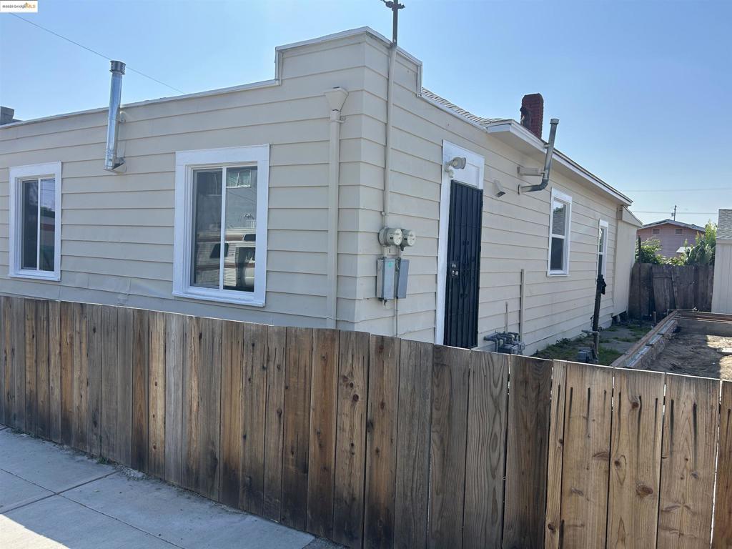 Duplex with much new updating. New windows, new flooring, 2 new kitchens, 1 new wall furnace. 1 new water heater, new sewer lateral, new paint in and out.