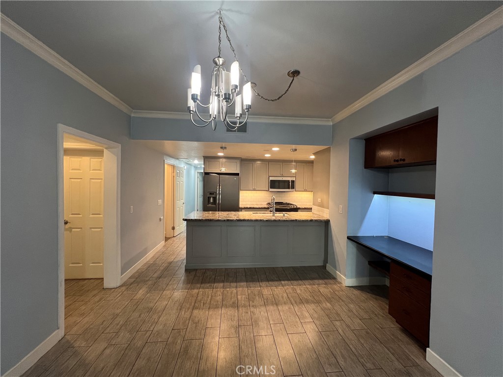 Los Caballeros (LCAB) - Residential Lease