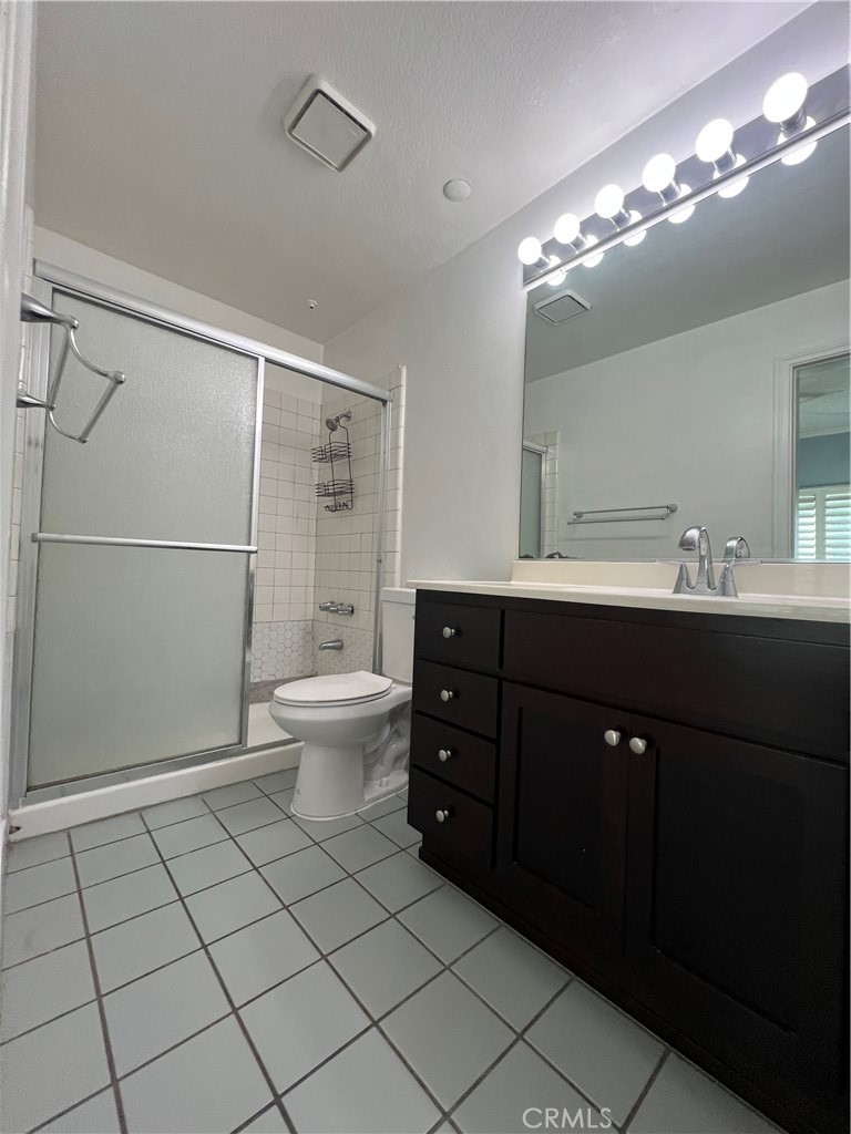 Los Caballeros (LCAB) - Residential Lease