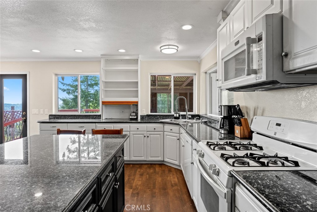 18526 Mariposa Creek Road