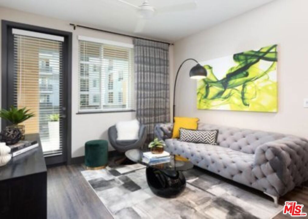 1910 S Union Street 1080