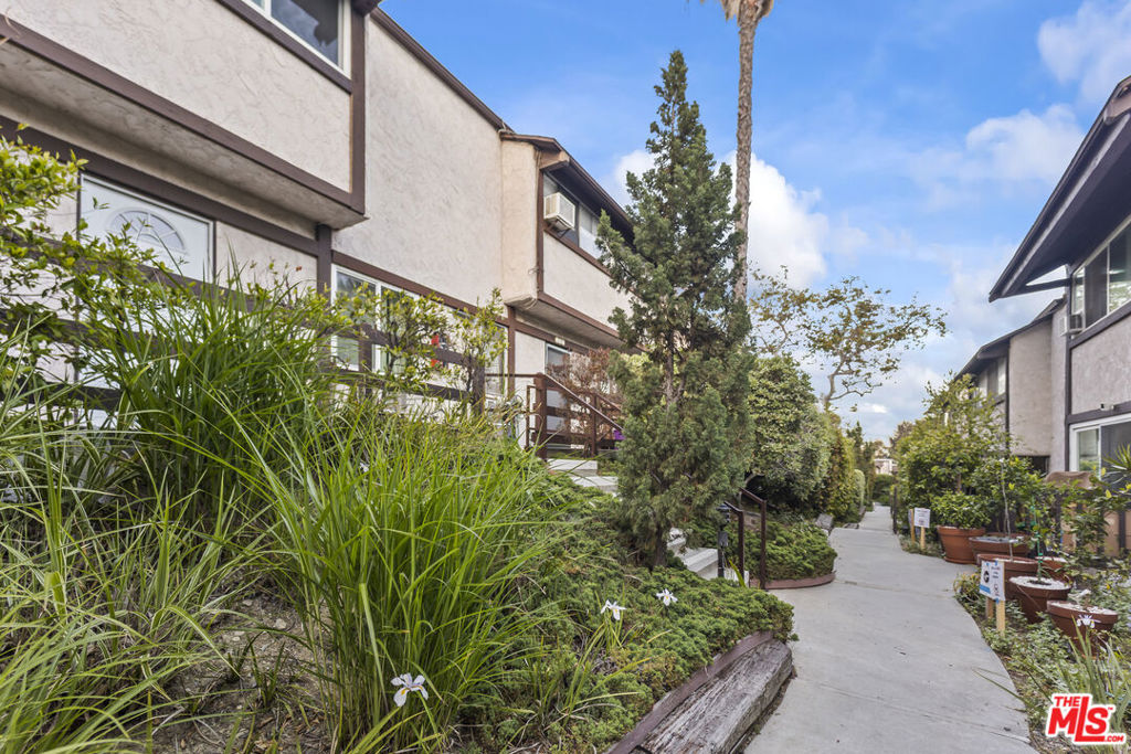 318 S Miraleste Drive 148