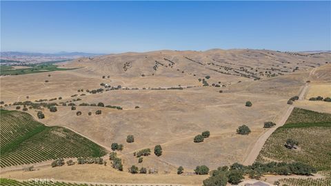 Photo of 0 Cross Canyons Rd, San Miguel, CA 93451 (MLS # NS25169257)