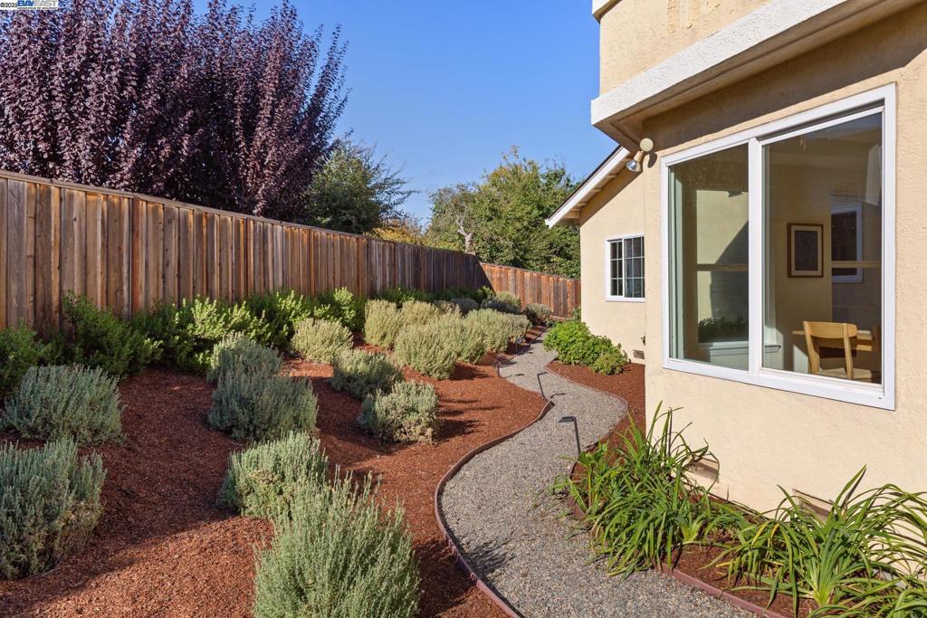 RANCHO RAMON - Residential