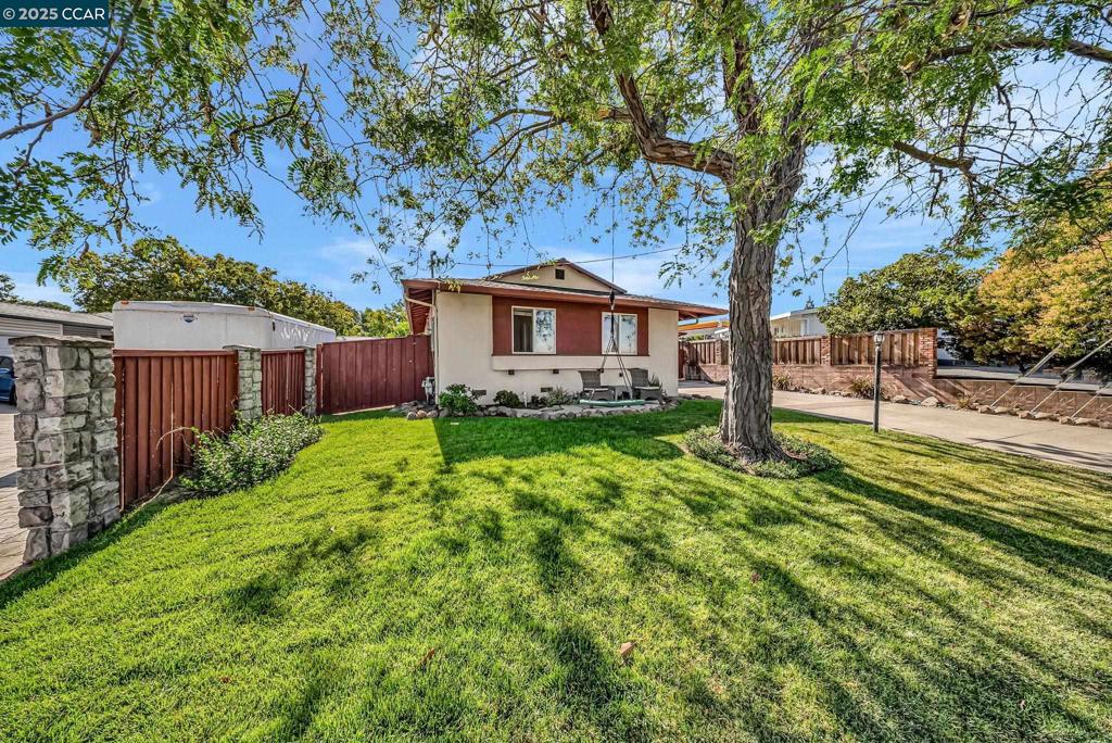3412 Flamingo Dr
