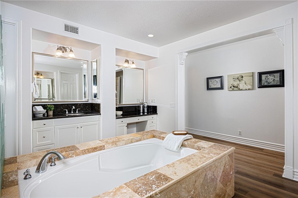 4 Drackert, Ladera Ranch CA 92694 - Photo 15