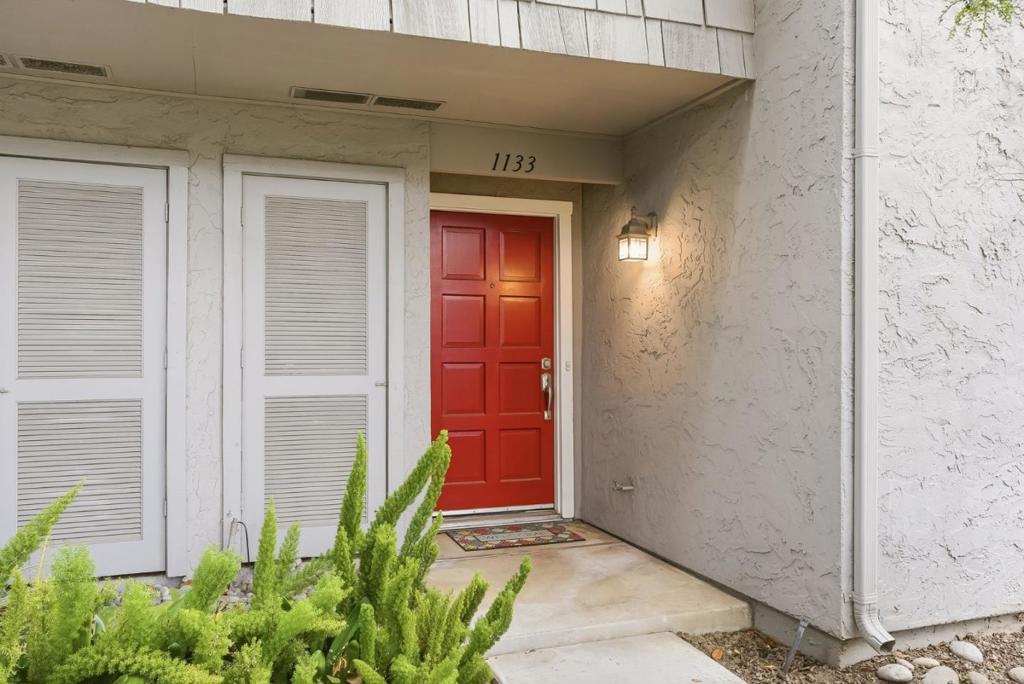 1133 Shenandoah Drive