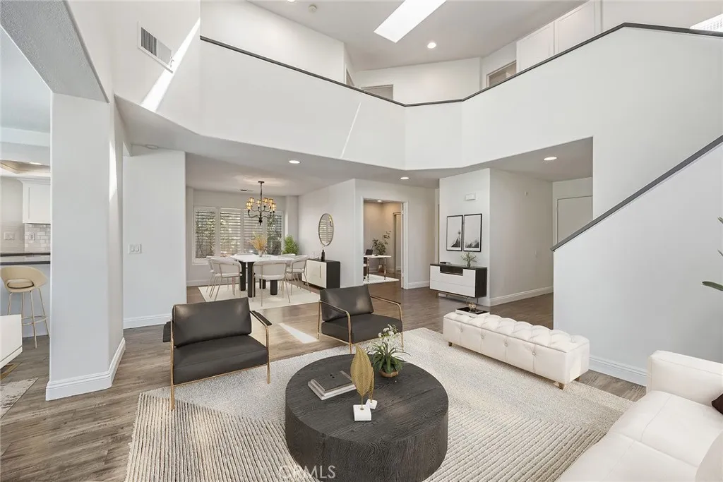 Anaheim Hills, California 92808, United States, 4 Bedrooms Bedrooms, ,3 BathroomsBathrooms,Residential,Active,187316