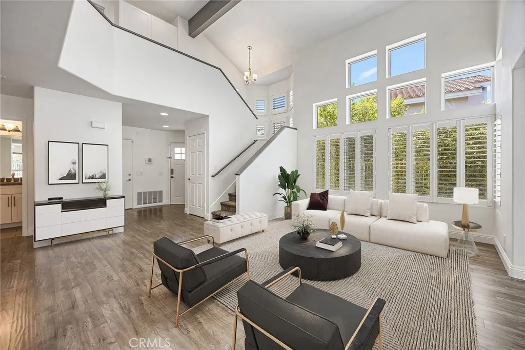 Anaheim Hills, California 92808, United States, 4 Bedrooms Bedrooms, ,3 BathroomsBathrooms,Residential,Active,187316