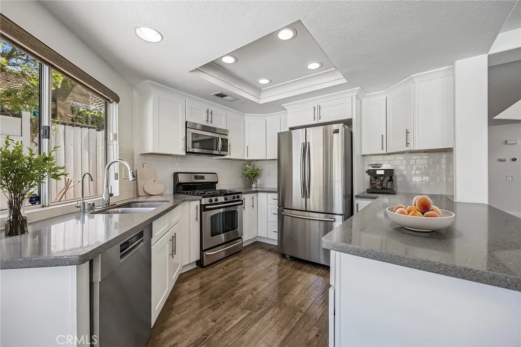 Anaheim Hills, California 92808, United States, 4 Bedrooms Bedrooms, ,3 BathroomsBathrooms,Residential,Active,187316