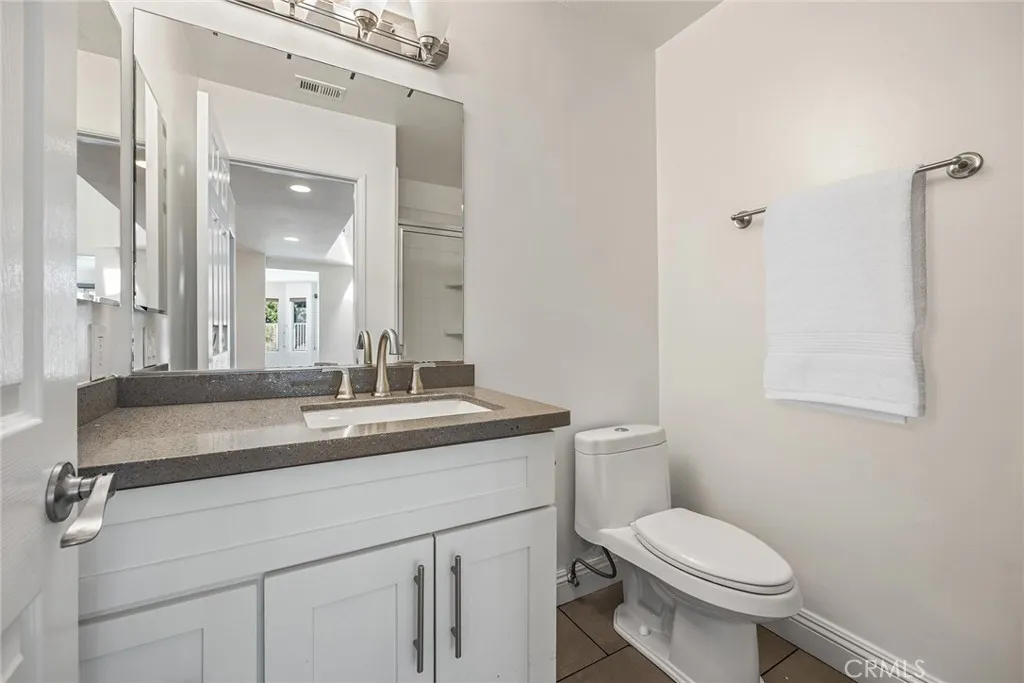 Anaheim Hills, California 92808, United States, 4 Bedrooms Bedrooms, ,3 BathroomsBathrooms,Residential,Active,187316