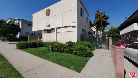 Photo of 1438 S Barrington Avenue #Apt 6, Los Angeles, CA 90025 (MLS # 26673251)