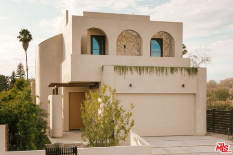 Photo of 2441 Harwood Street, Los Angeles, CA 90031 (MLS # 26865521)