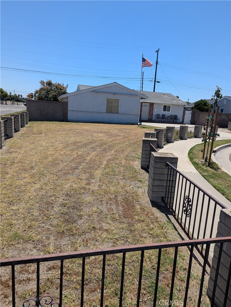 6490 Carolina Circle