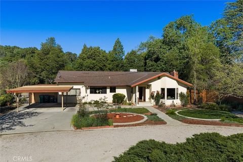 Tiny photo for 7650 Carmelita Avenue, Atascadero, CA 93422 (MLS # PW26057834)