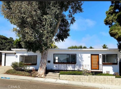 Photo of 919 N Herrin ST, Manhattan Beach, CA 90266 (MLS # PW26143889)