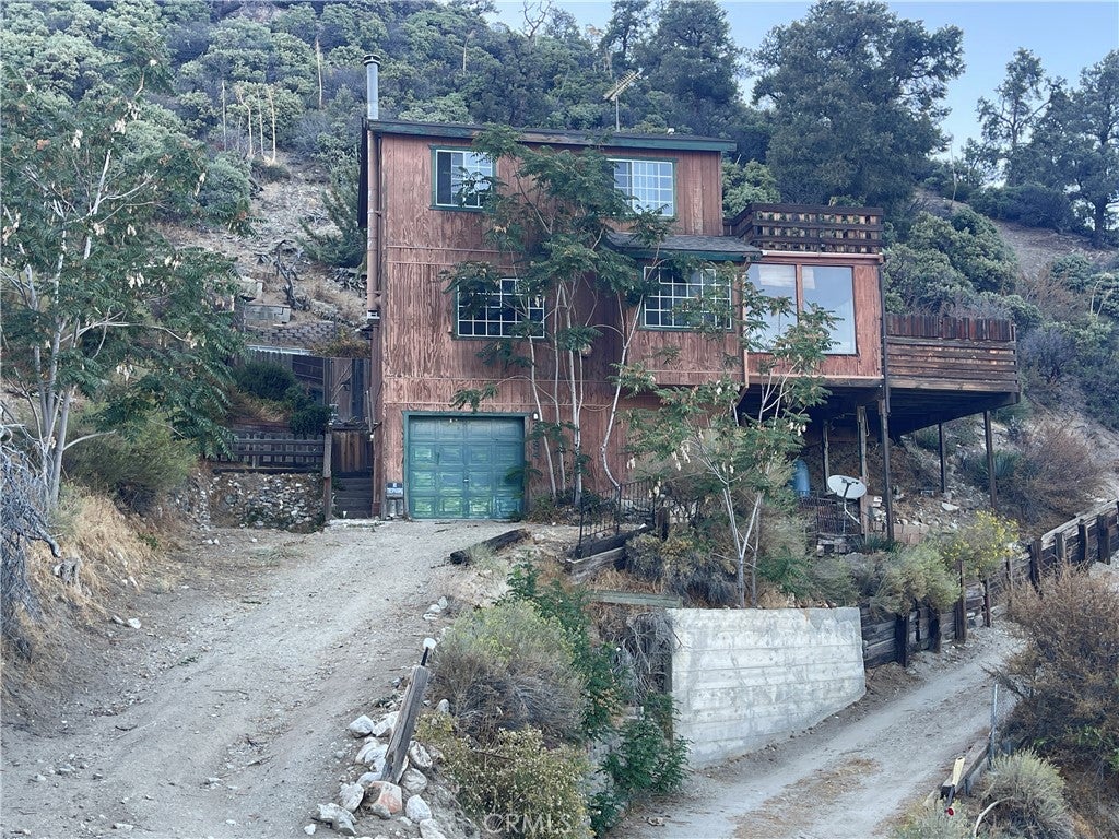 3584 Santa Clara