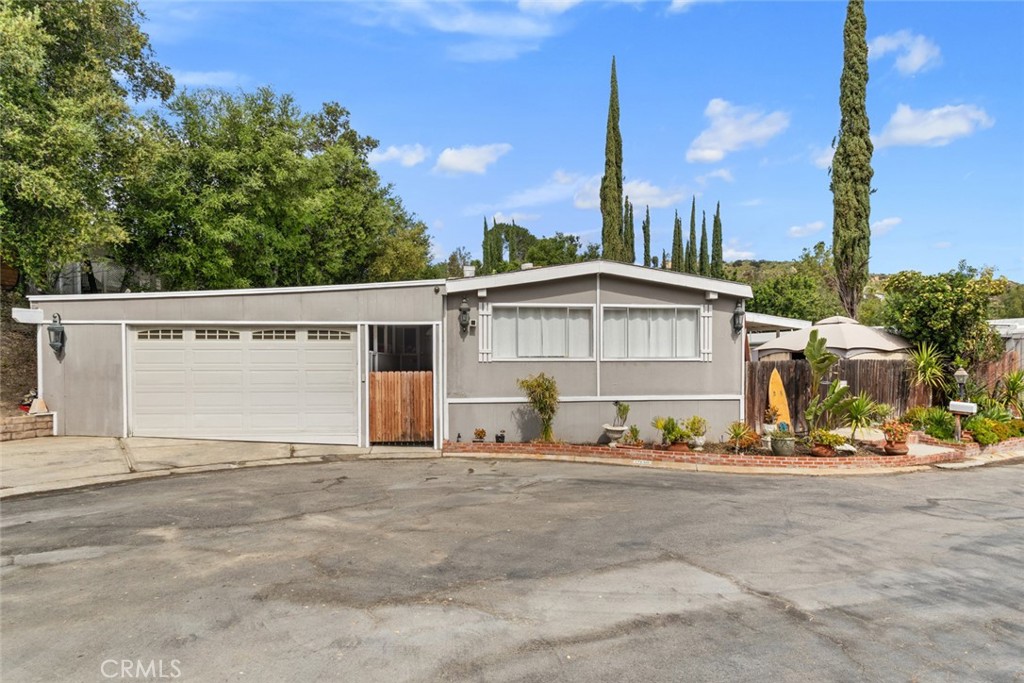 23777 Mulholland Highway 150